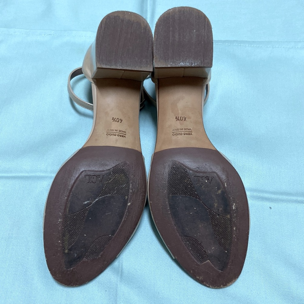 AGL Italian ankle strap, block heel sandals, size 40. - Picture 7 of 8